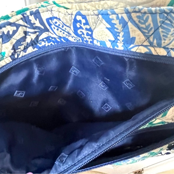 Vera Bradley Santiago Pattern Triple Zipper Hipster Crossbody Purse - Picture 9 of 11